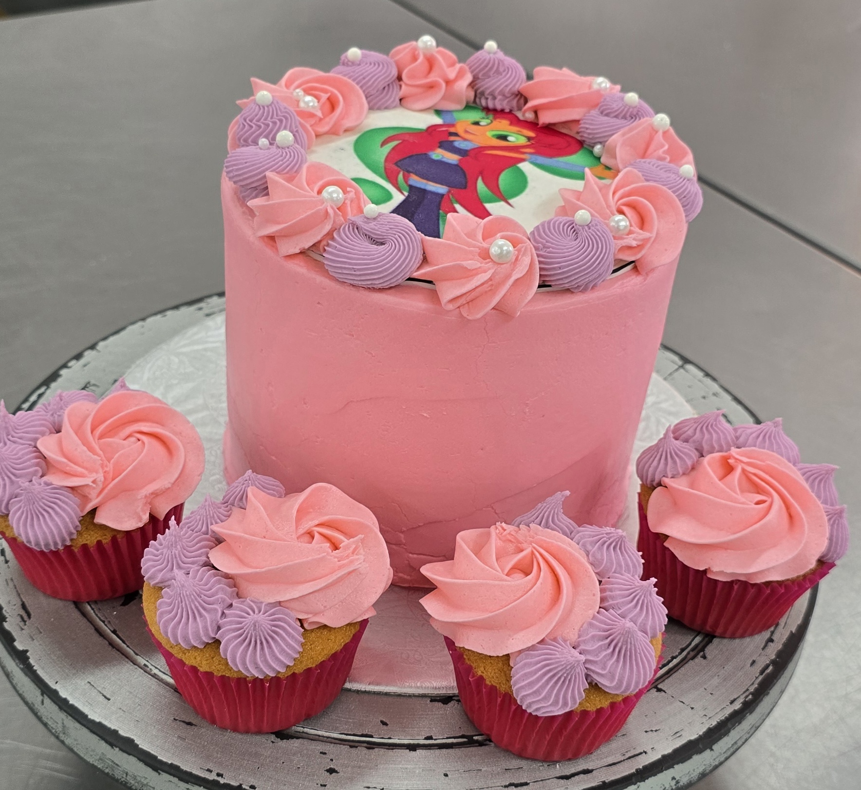 2 Tier birthday cake